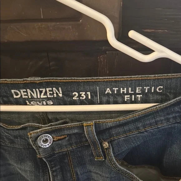 Denizen from Levi's Men's Blue Jeans - Picture 2 of 5